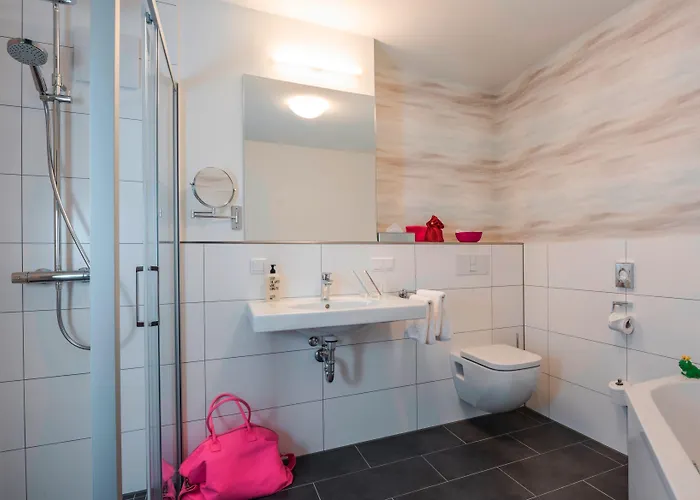 Hotel Mintrops Concierge 4*